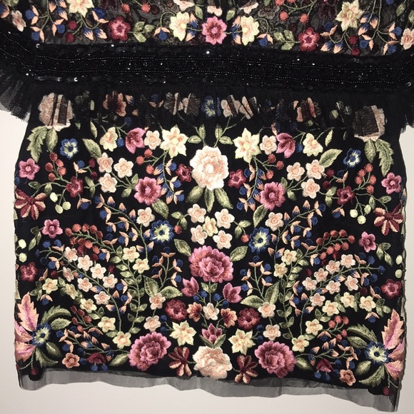 SEEN ON DISNEY'S ANDI MACK! ASOS Embroidered Floral sheer mesh top. Womens XXS - Picture 7 of 9